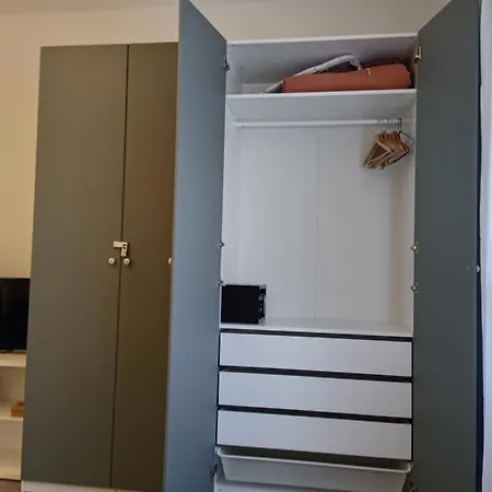 Colom Apartman *